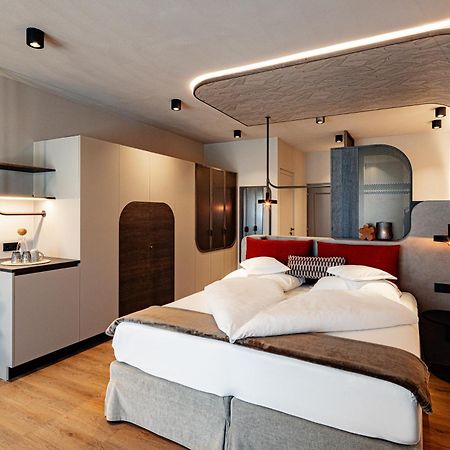 Nutzhof - Mediterran Flair Hotel Lagundo Ngoại thất bức ảnh