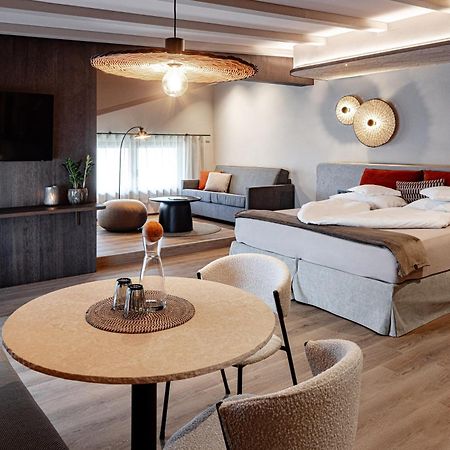 Nutzhof - Mediterran Flair Hotel Lagundo Ngoại thất bức ảnh