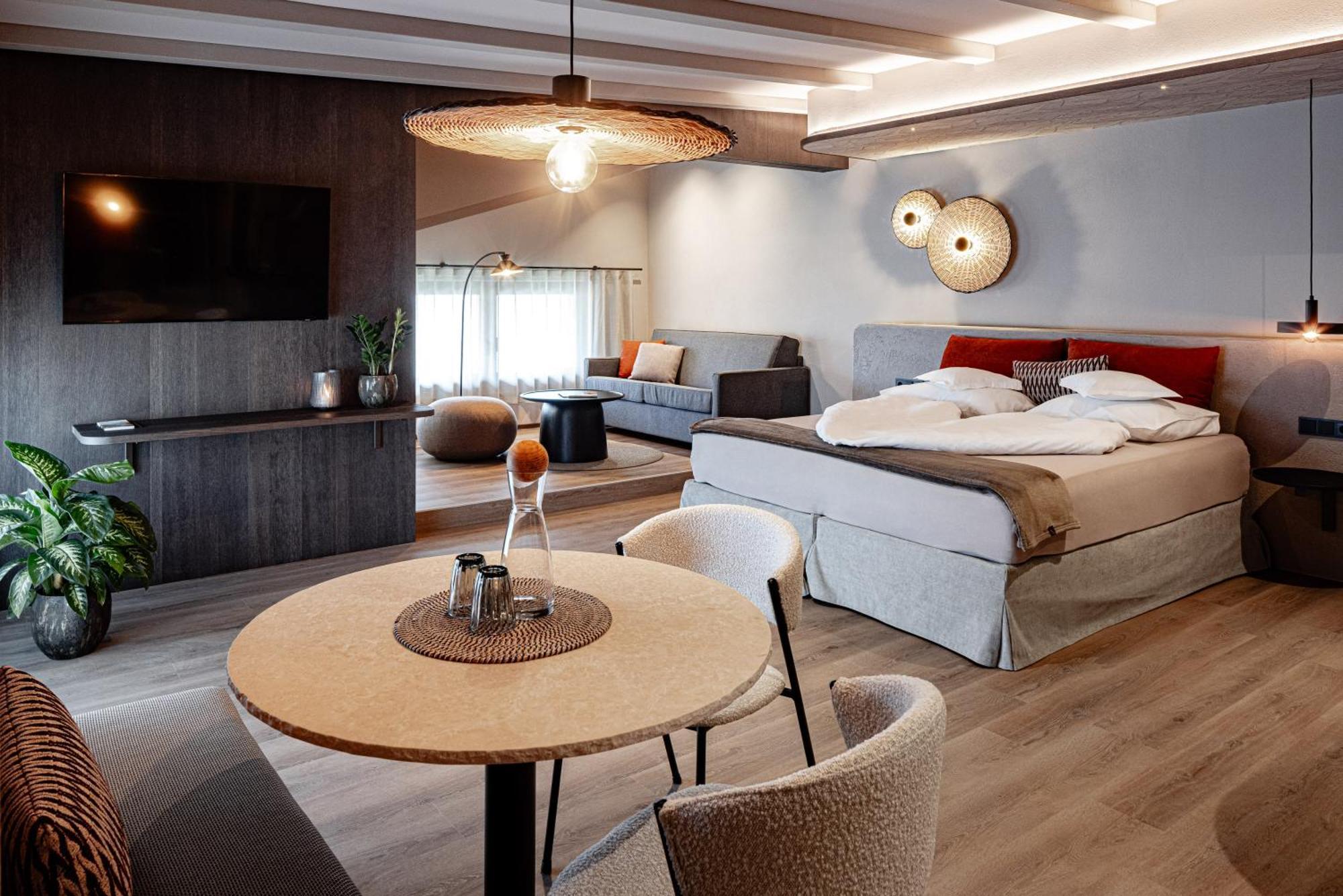 Nutzhof - Mediterran Flair Hotel Lagundo Ngoại thất bức ảnh